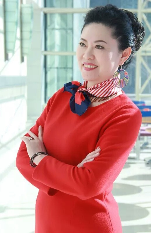 辽宁老年服饰艺术模特团第二期公开课汇报演出纪实